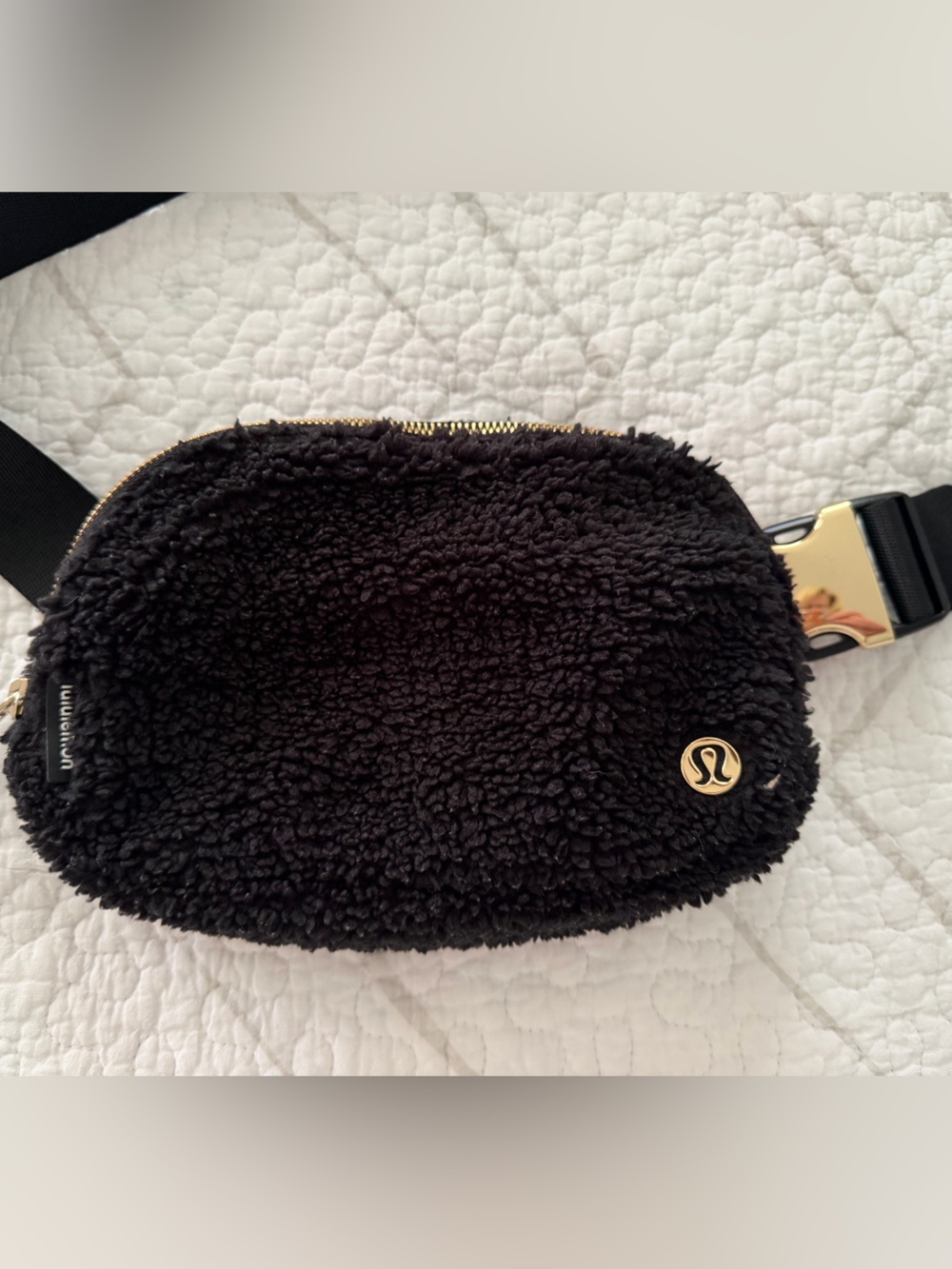 Lululemon Sherpa Waist Pack with Gold Zipper